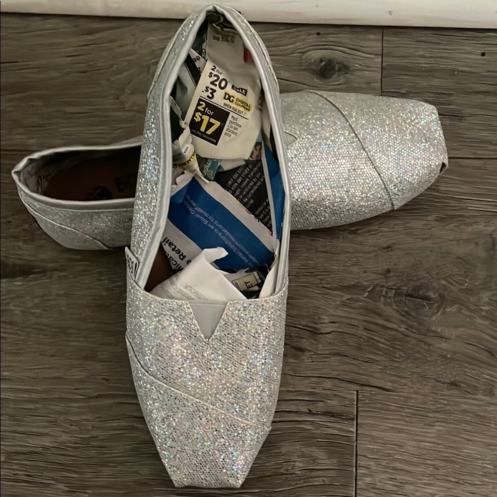 Skechers BOBS Glittery Silver Slip-Ons - Picture 6 of 6